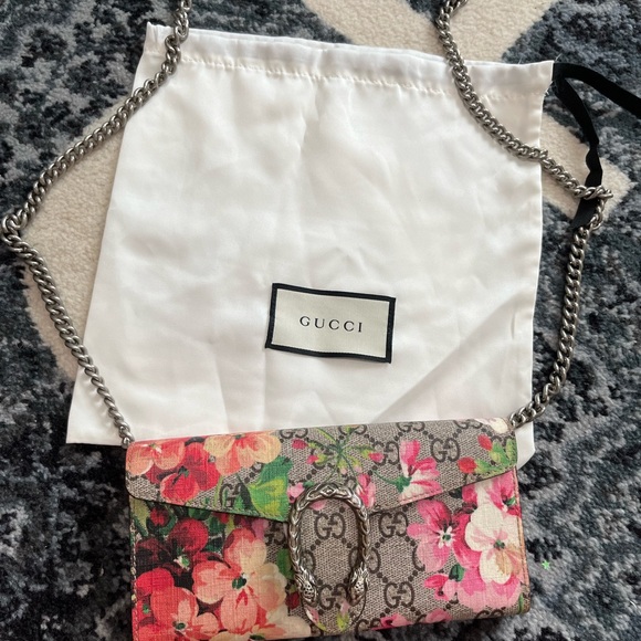 Gucci On Chain Floral Print Continental Wallet in Antique Rose - Picture 1 of 8